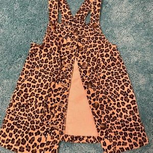 Size 2T Toddler girls animal print dress perfect for summer or fall.